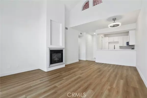 Long Beach, CA 90802,555 Maine AVE 412