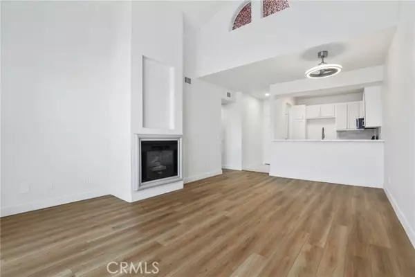 Long Beach, CA 90802,555 Maine AVE 412