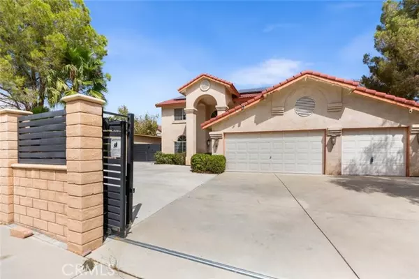 Palmdale, CA 93551,7237 Ojai DR