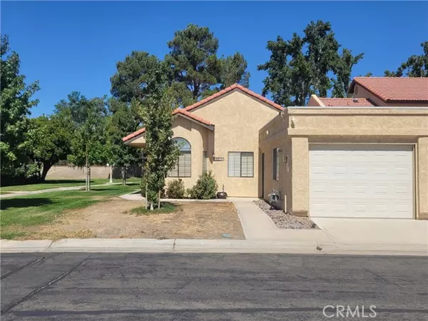 19218 Elm DR, Apple Valley, CA 92308