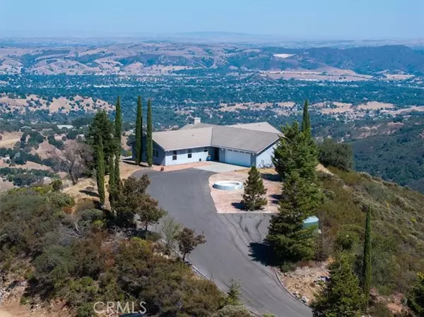 13750 Falcon RD, Atascadero, CA 93422