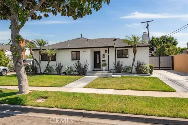 Long Beach, CA 90815,6210 E Fairbrook ST
