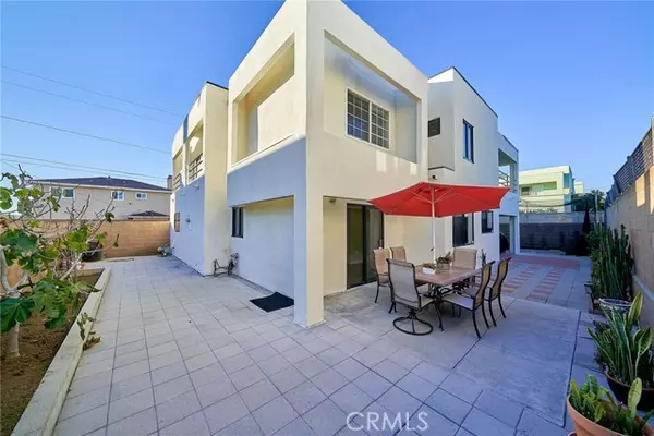 Torrance, CA 90501,2032 W 231st St