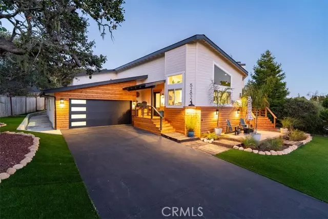 Cambria, CA 93428,5282 Hillcrest DR