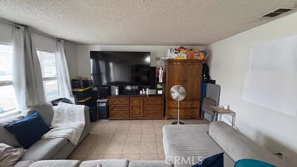 Highland, CA 92346,3465 20th ST