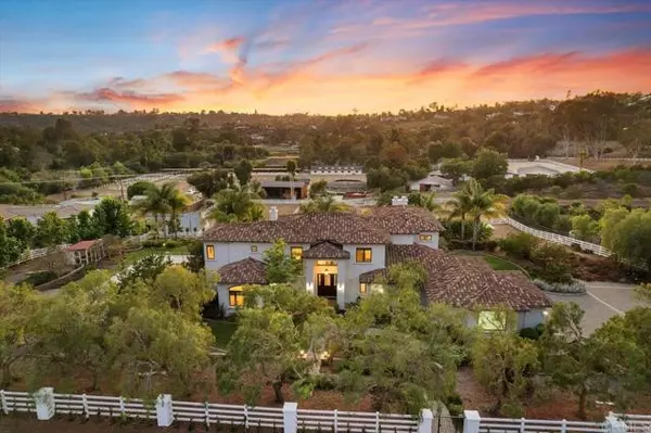 3055 Brookside LN, Encinitas, CA 92024