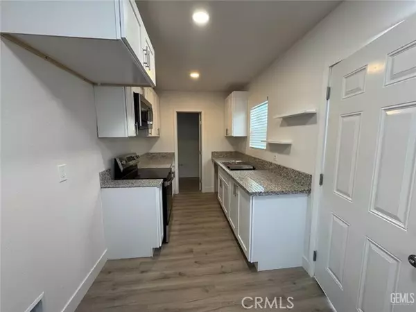 Bakersfield, CA 93304,2300 Brundage LN