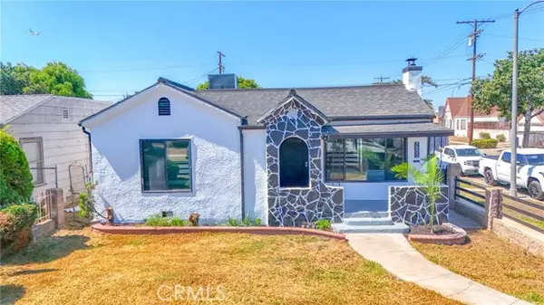 Los Angeles, CA 90047,7803 S Harvard