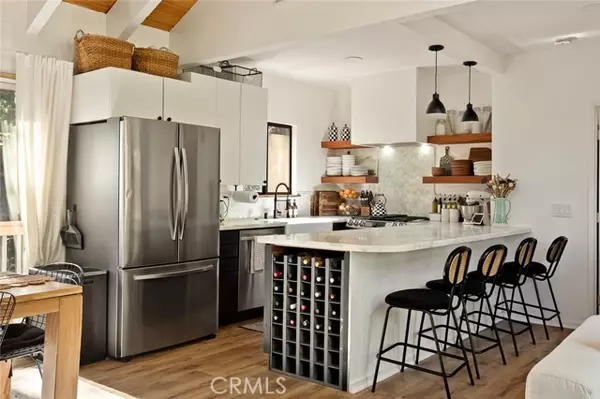 Running Springs, CA 92382,31353 Overhill DR