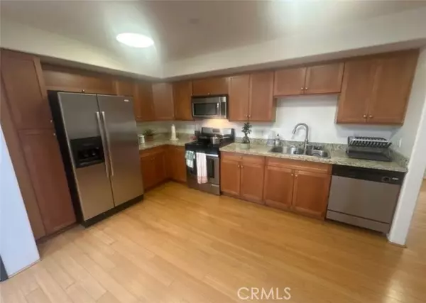 San Pedro, CA 90731,255 W 7th ST