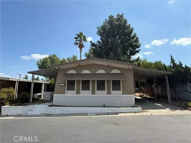 Hacienda Heights, CA 91745,901 S 6th AVE 447