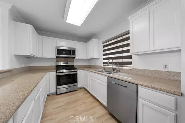 Los Angeles, CA 90006,1133 S Hoover ST 102