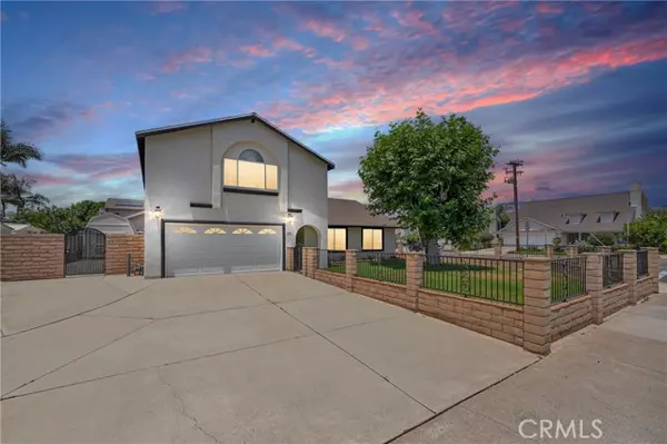 692 N Rancho Santiago Blvd, Orange, CA 92869