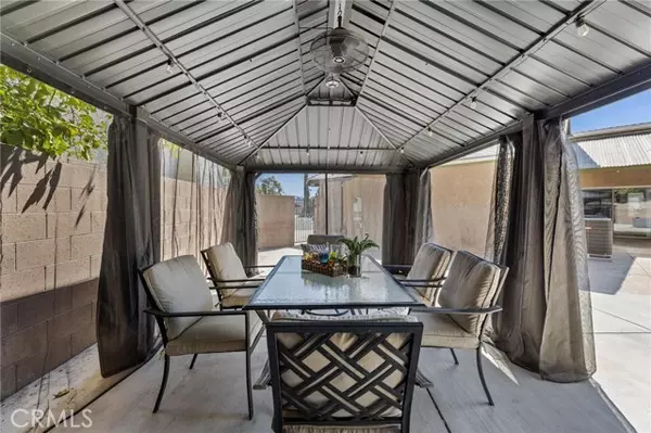 Sylmar, CA 91342,11715 Garrick AVE