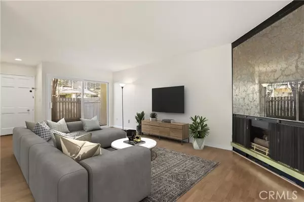 8031 Canby Ave 4, Reseda, CA 91335