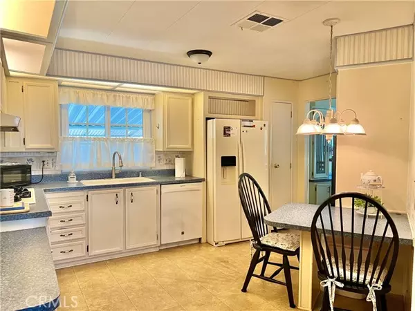 Homeland, CA 92548,26080 ivory Palm DR