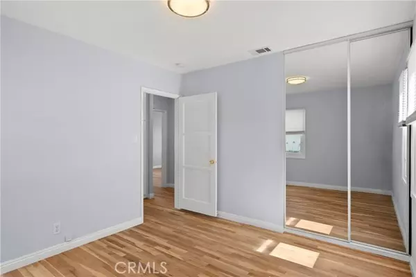 Encino, CA 91316,17832 Rhoda