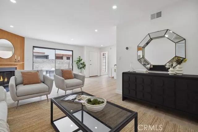 Van Nuys, CA 91401,6101 Fulton AVE 8