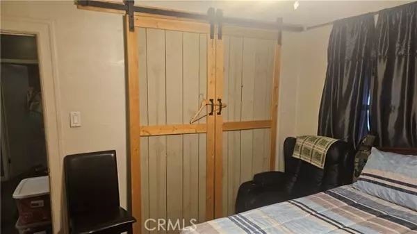 Los Angeles, CA 90044,739 W 102nd