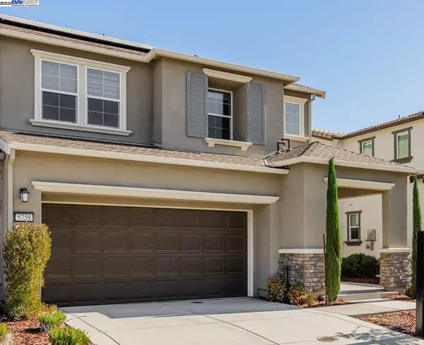 5758 Tournament Ct, Tracy, CA 95377