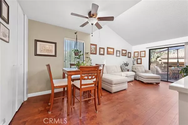 Yorba Linda, CA 92886,4760 Lakeview AVE