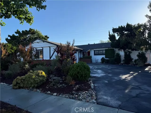 1530 Finecroft, Claremont, CA 91711