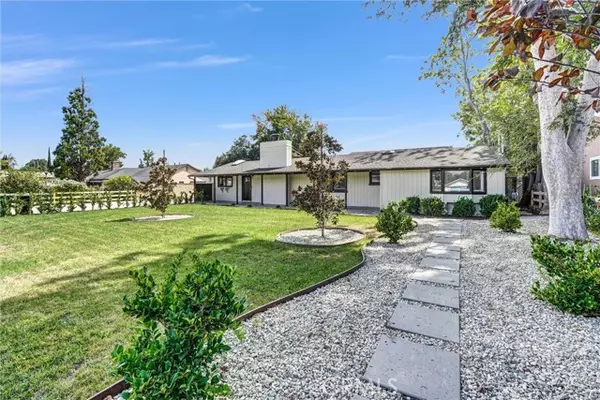 20738 Bryant ST, Winnetka, CA 91306