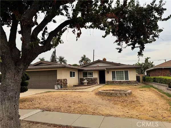 Fontana, CA 92335,9603 Boxwood AVE