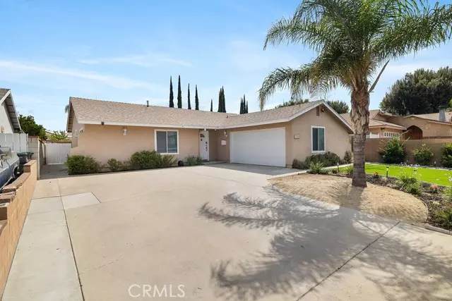 27026 Honby AVE, Canyon Country, CA 91351