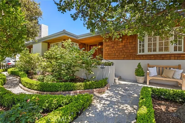 169 McKnight DR, Laguna Beach, CA 92651