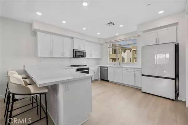 Valencia, CA 91381,27579 Sanctuary Ct.