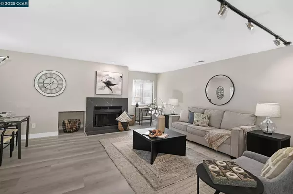 650 Fig Tree Ln, Martinez, CA 94553