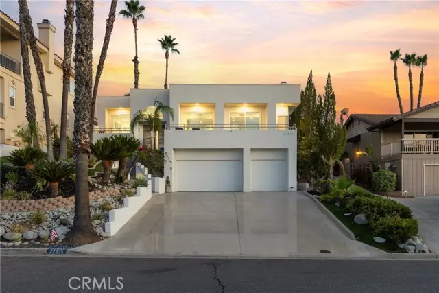 22335 Loch Lomond DR, Canyon Lake, CA 92587