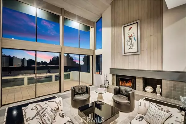 3545 Alana DR, Sherman Oaks, CA 91403