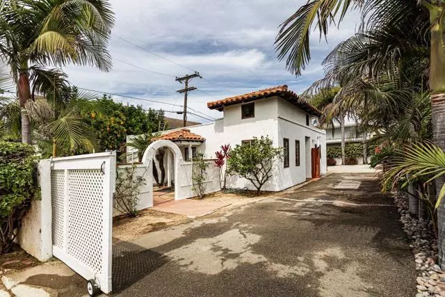 Carlsbad, CA 92008,774 Laguna