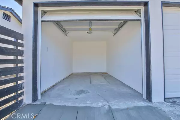 Los Angeles, CA 90061,10955 S Spring ST