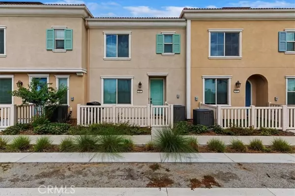 Rialto, CA 92376,425 beechwood