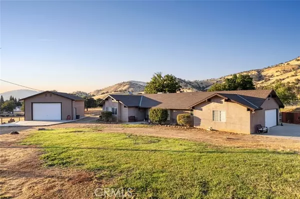 7214 Lupine DR, Sanger, CA 93657