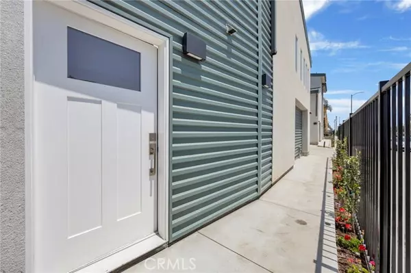 Sun Valley, CA 91352,12525 W Andre LN