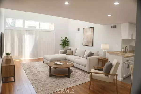 5700 Etiwanda AVE 216, Tarzana, CA 91356