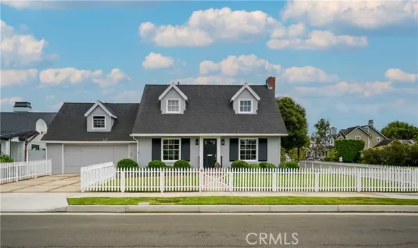 1102 Park ST, Huntington Beach, CA 92648