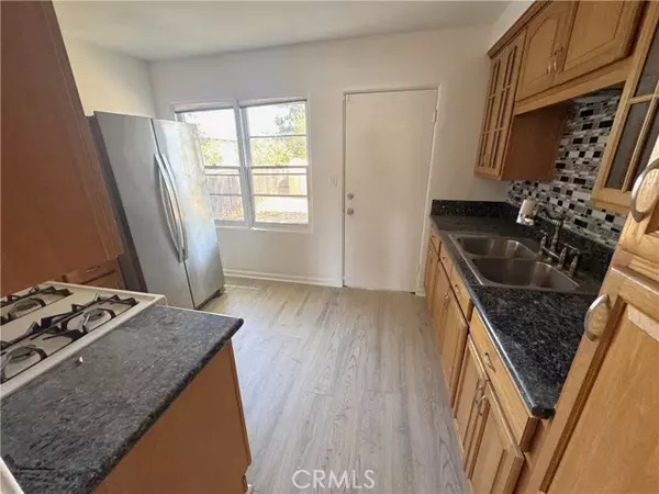 San Diego, CA 92105,4183 Sycamore DR