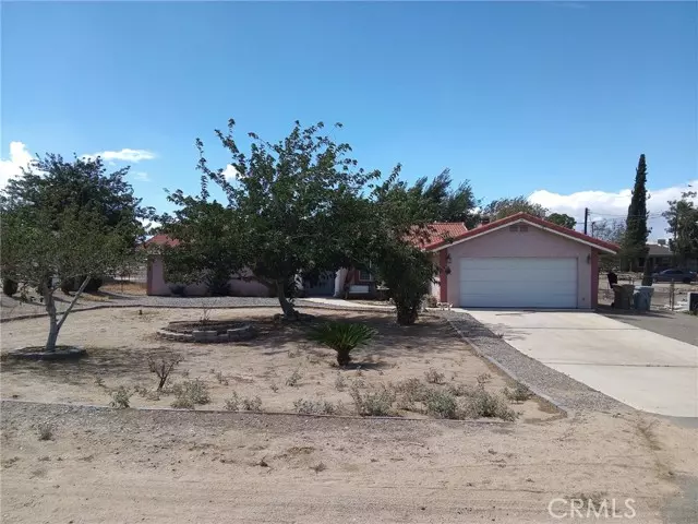 11490 4th Ave, Hesperia, CA 92345