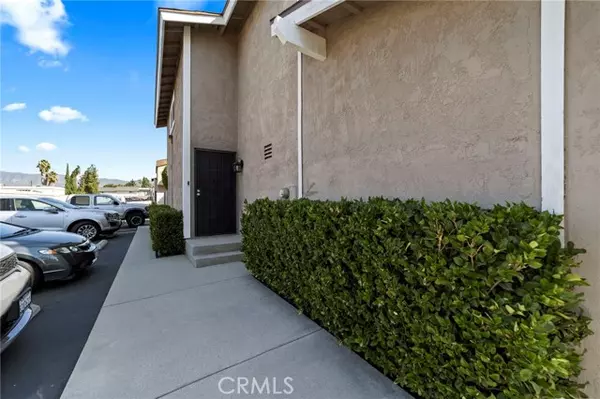 Covina, CA 91724,1137 N Lyman AVE