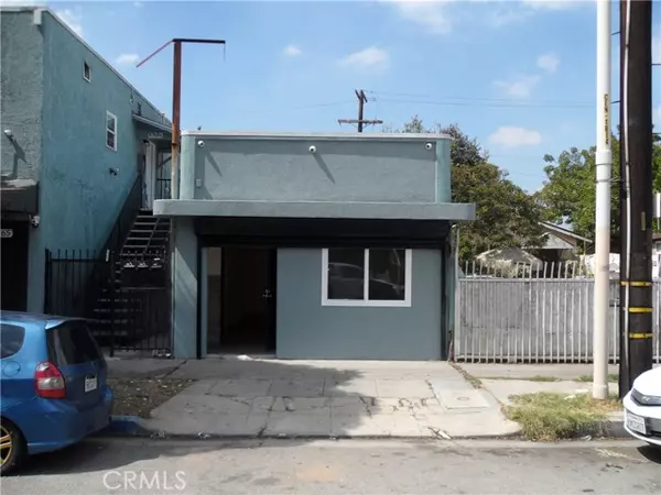 8763 S San Pedro ST, Los Angeles, CA 90003