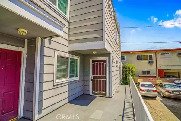 Valley Village, CA 91607,4744 Ben AVE 11