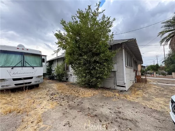 Redlands, CA 92374,815 E Central Ave