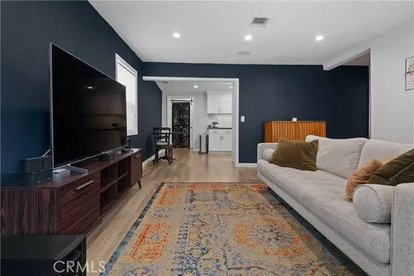 Sylmar, CA 91342,13266 Dyer ST