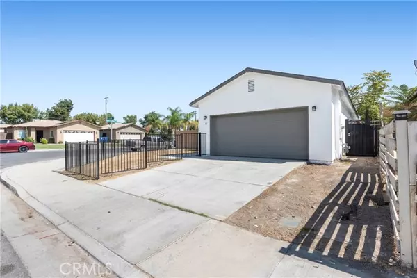 Bakersfield, CA 93307,311 Ixtapa Dr