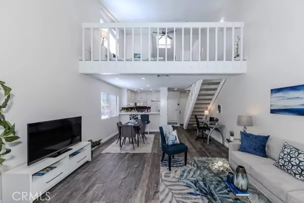 Orange, CA 92869,4900 E Chapman AVE 24